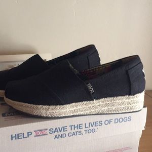 Memory foam slip on shoes Sketchers